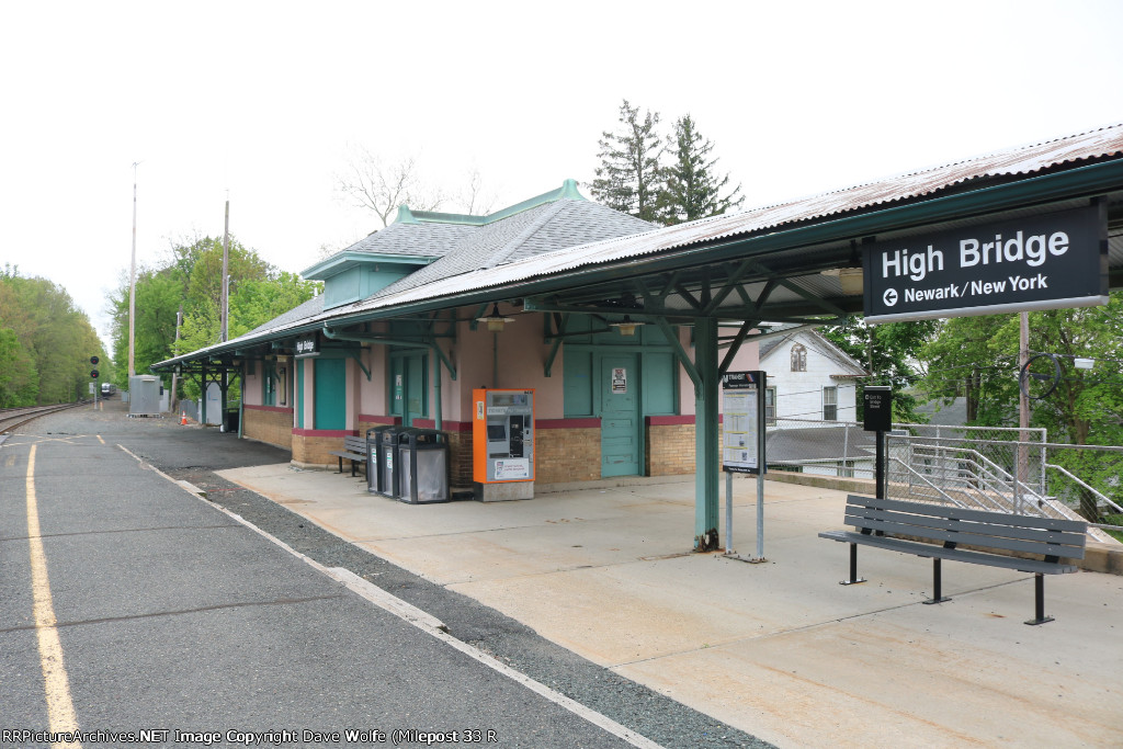 The old CNJ Station at High Bridge